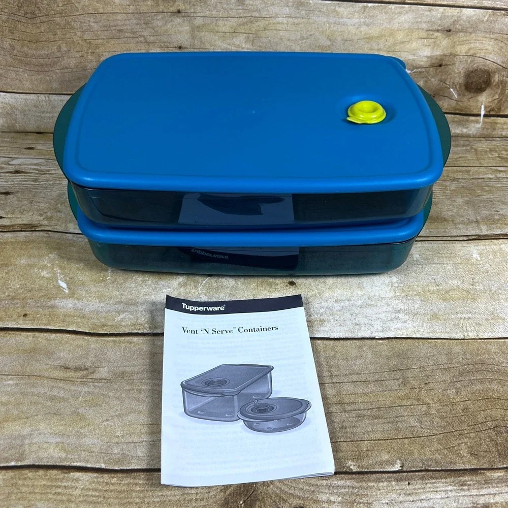 Tupperware Vent N Serve Microwaveable Divided Container #3990 Teal Blue